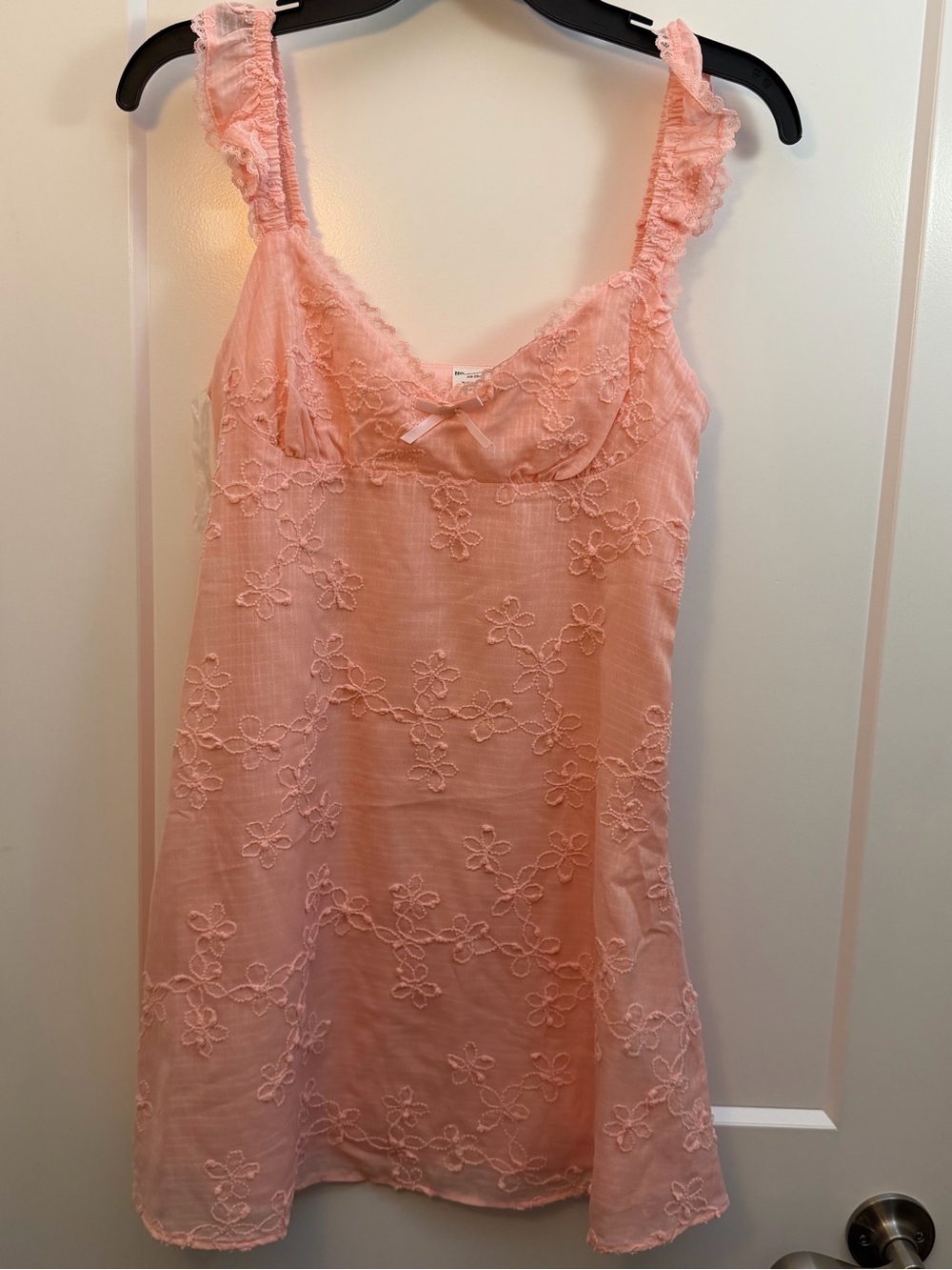 XS Delicate Pink Lace-Embroidered dress